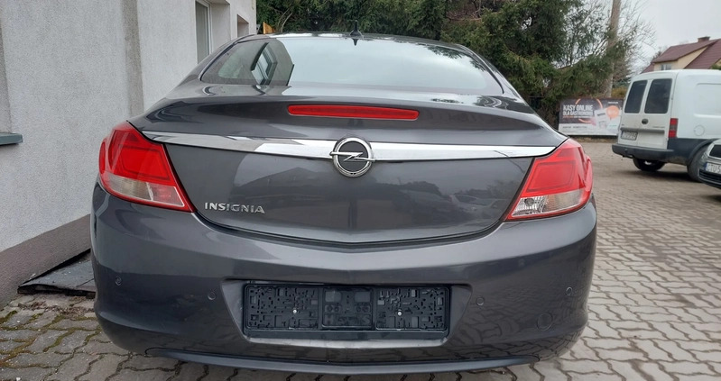 Opel Insignia cena 24900 przebieg: 157000, rok produkcji 2010 z Tuchola małe 301